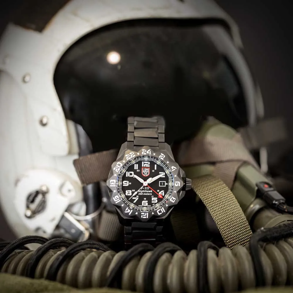 Luminox F 117 Nighthawk 6422 Black buy and offers on Trekkinn