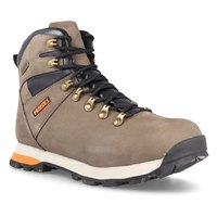 paredes-baqueira-hiking-boots
