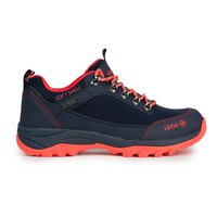 izas-biwa-low-hiking-shoes